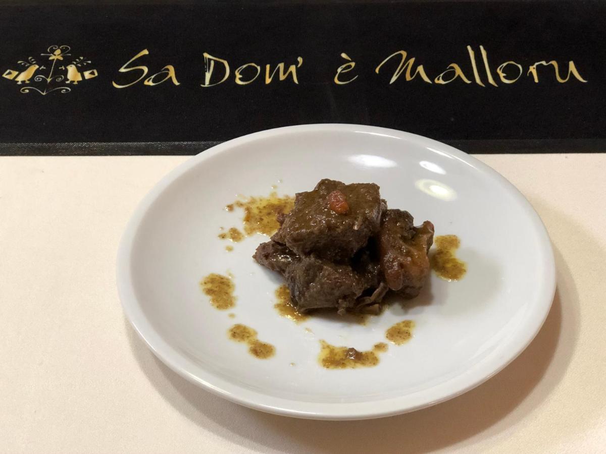 sa dom'e malloru Burcei Exterior foto